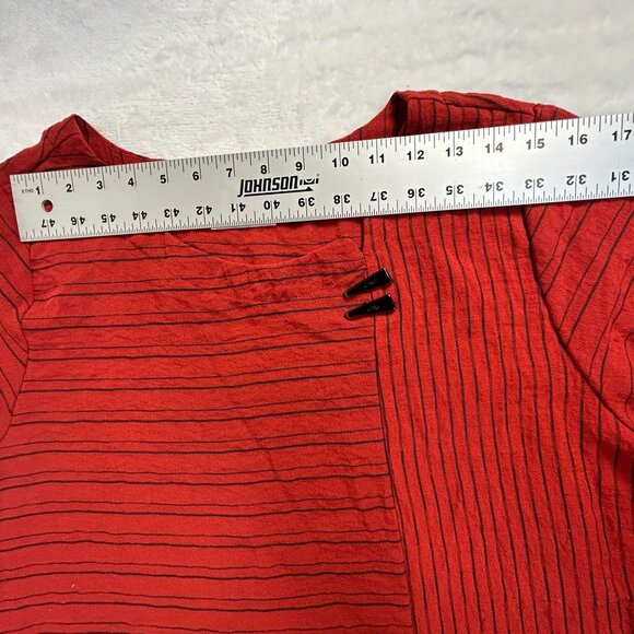 Habitat Womens Red Striped Artsy Asymmetrical Top Blouse Large 3/4 Sleeve Button - Picture 6 of 8